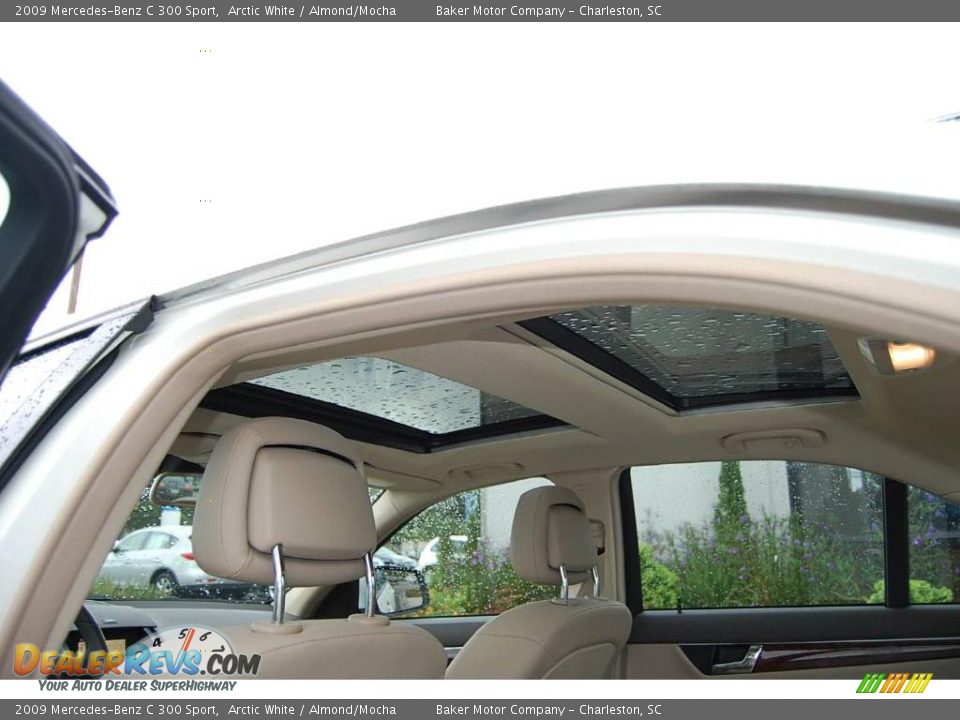 2009 Mercedes-Benz C 300 Sport Arctic White / Almond/Mocha Photo #4