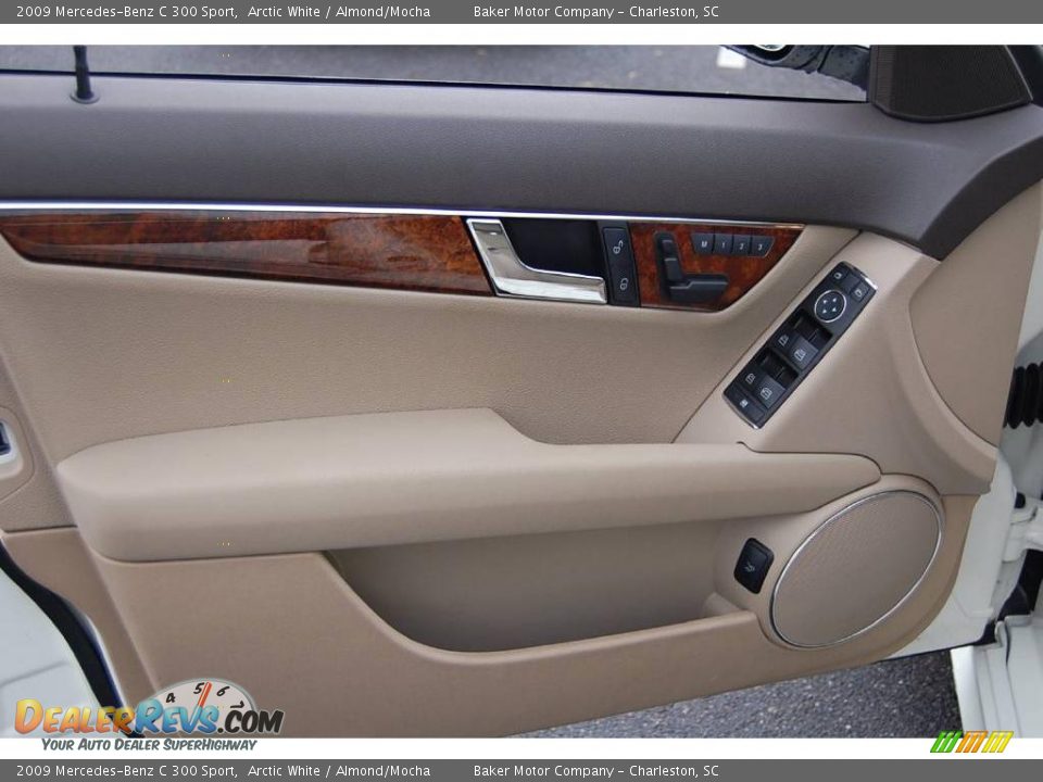 2009 Mercedes-Benz C 300 Sport Arctic White / Almond/Mocha Photo #7