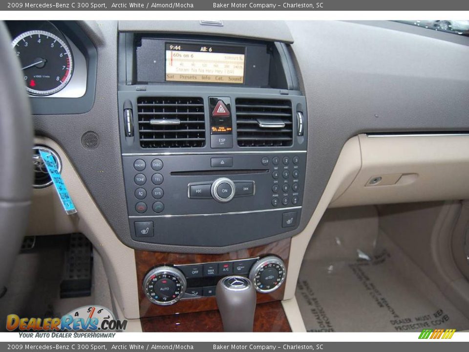 2009 Mercedes-Benz C 300 Sport Arctic White / Almond/Mocha Photo #22