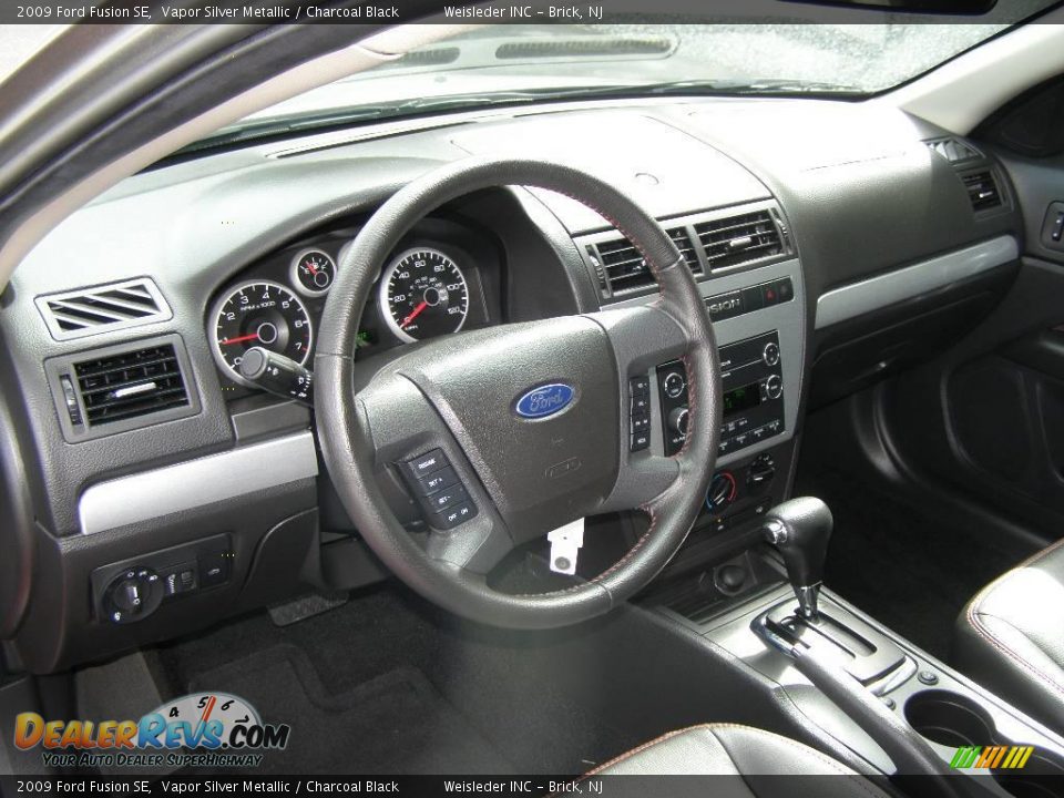2009 Ford Fusion SE Vapor Silver Metallic / Charcoal Black Photo #11