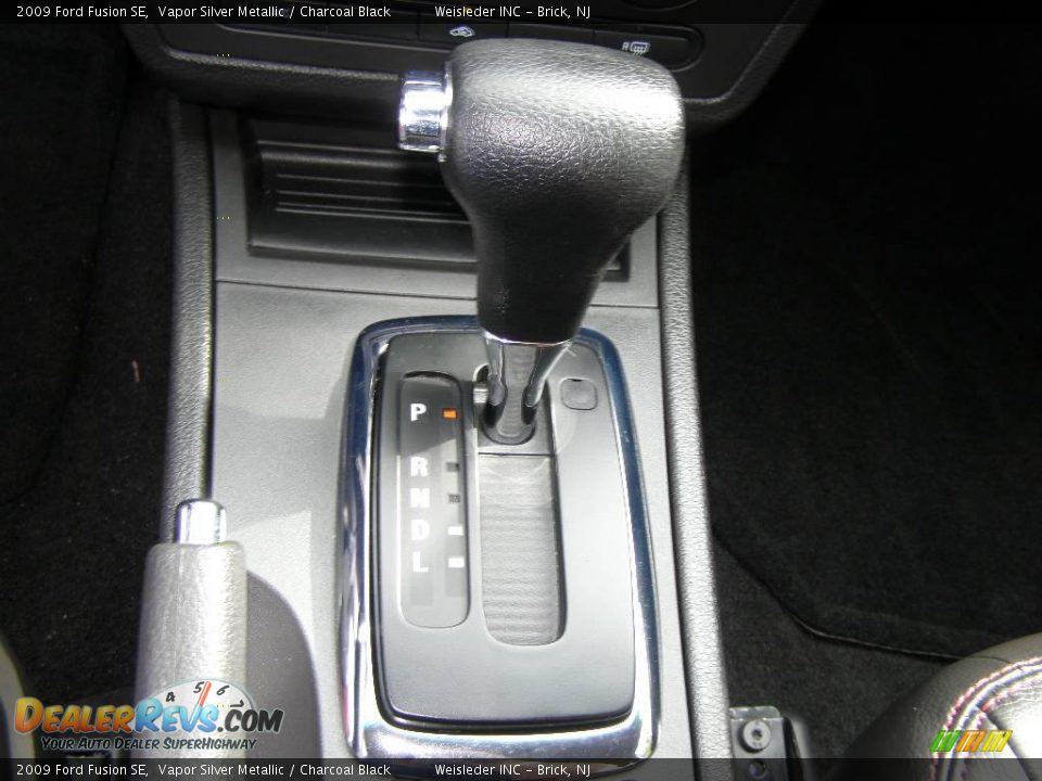 2009 Ford Fusion SE Vapor Silver Metallic / Charcoal Black Photo #16