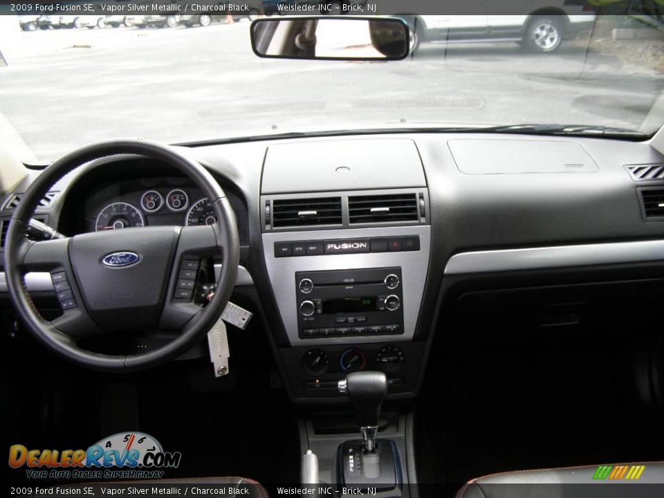 2009 Ford Fusion SE Vapor Silver Metallic / Charcoal Black Photo #19