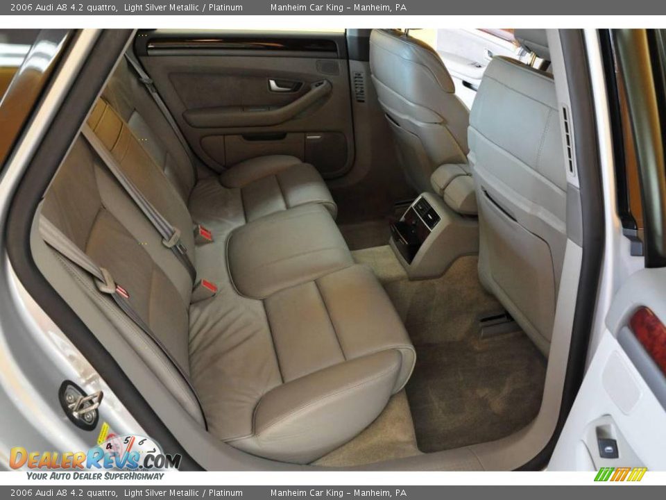 2006 Audi A8 4.2 quattro Light Silver Metallic / Platinum Photo #16