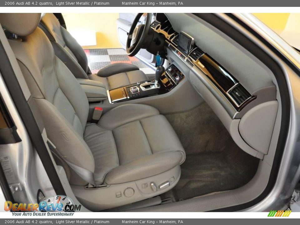 2006 Audi A8 4.2 quattro Light Silver Metallic / Platinum Photo #17