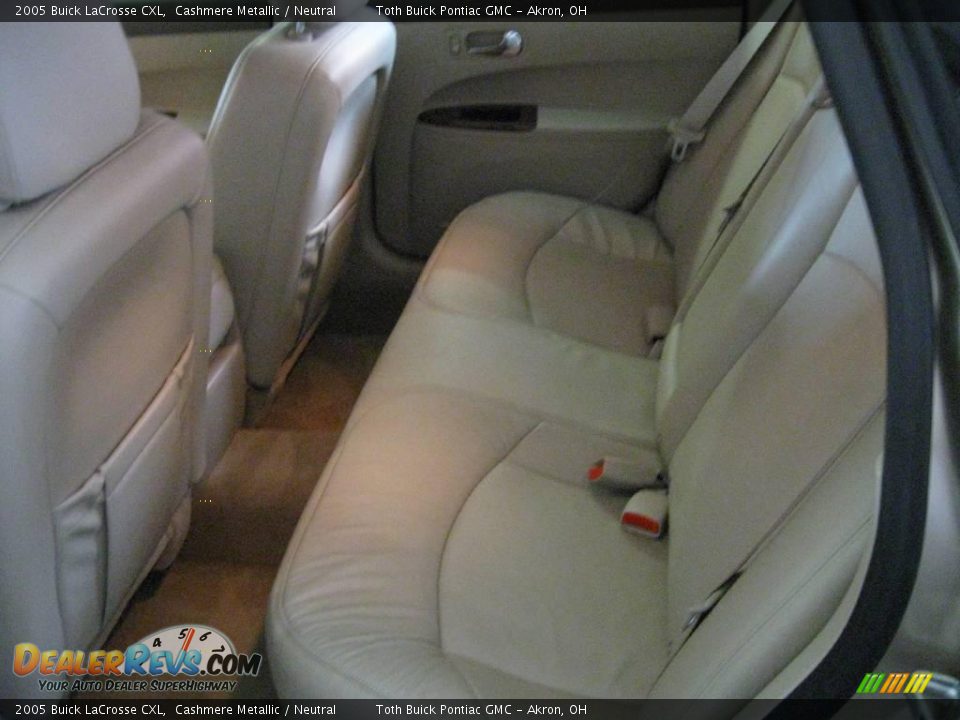 2005 Buick LaCrosse CXL Cashmere Metallic / Neutral Photo #5