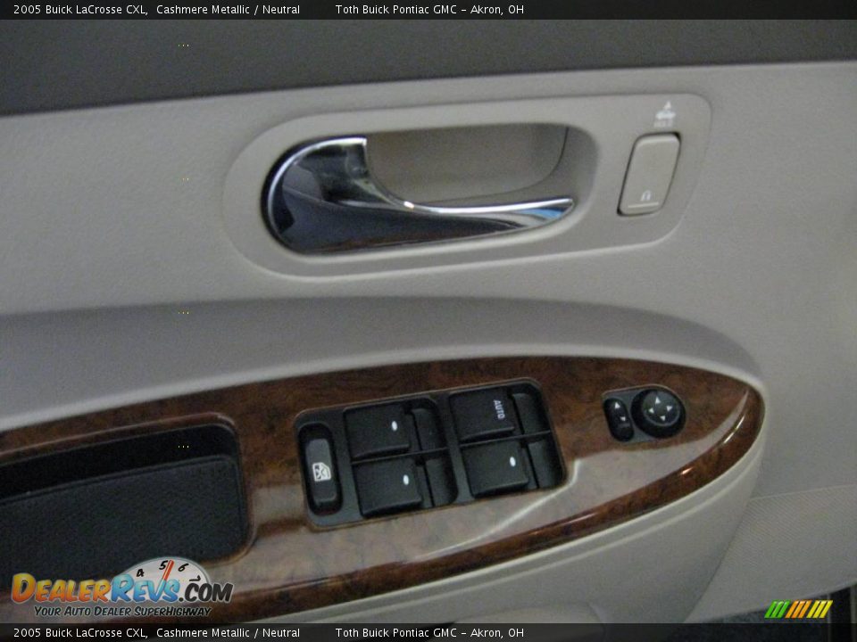 2005 Buick LaCrosse CXL Cashmere Metallic / Neutral Photo #7