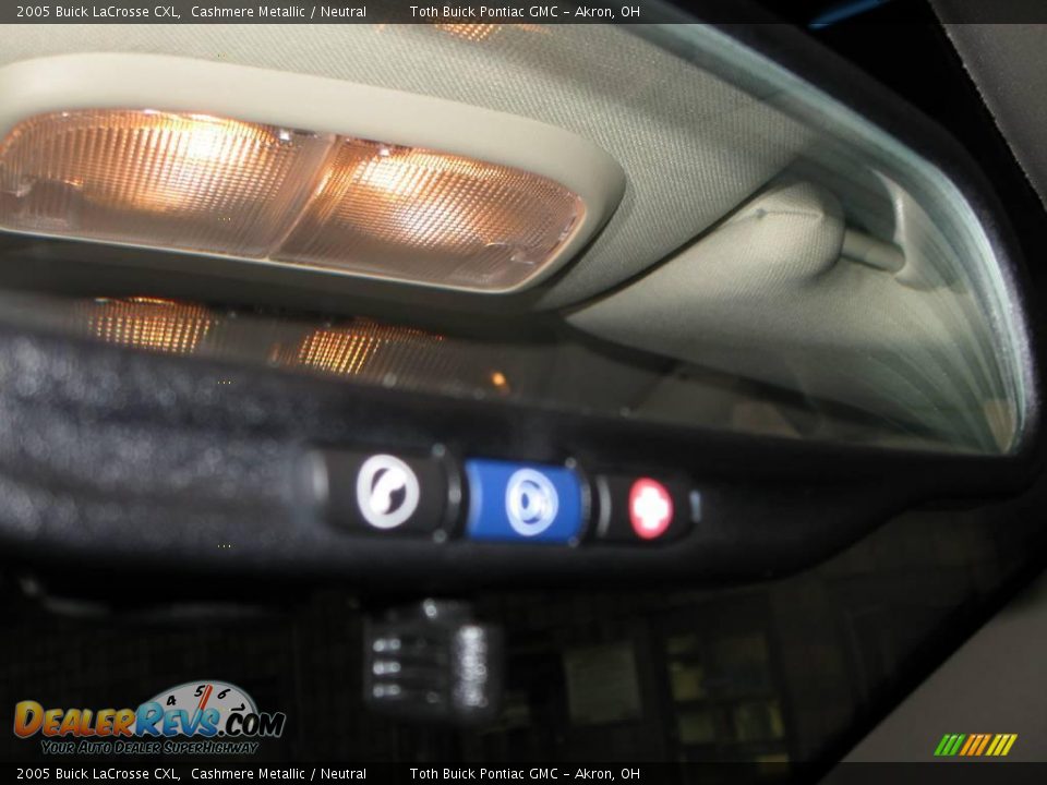 2005 Buick LaCrosse CXL Cashmere Metallic / Neutral Photo #11