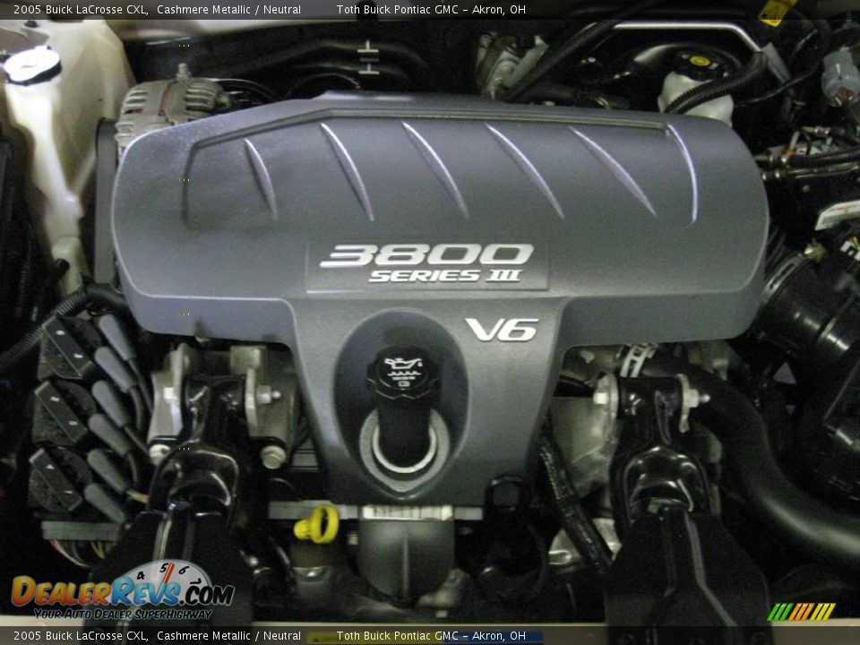 2005 Buick LaCrosse CXL Cashmere Metallic / Neutral Photo #12