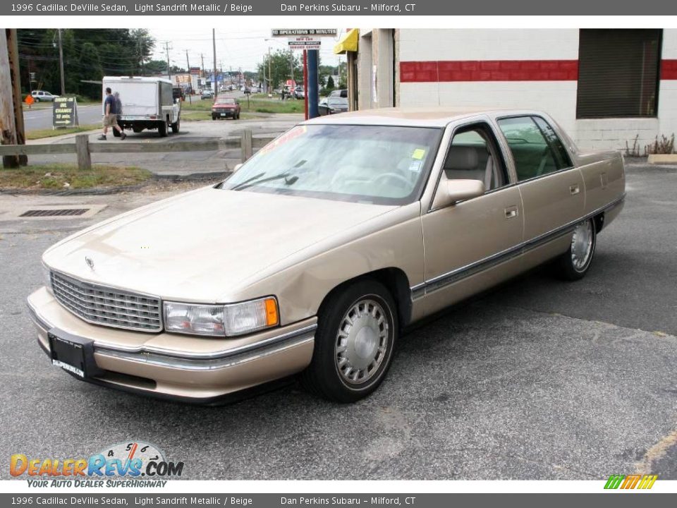 1996 Cadillac DeVille Sedan Light Sandrift Metallic / Beige Photo #1