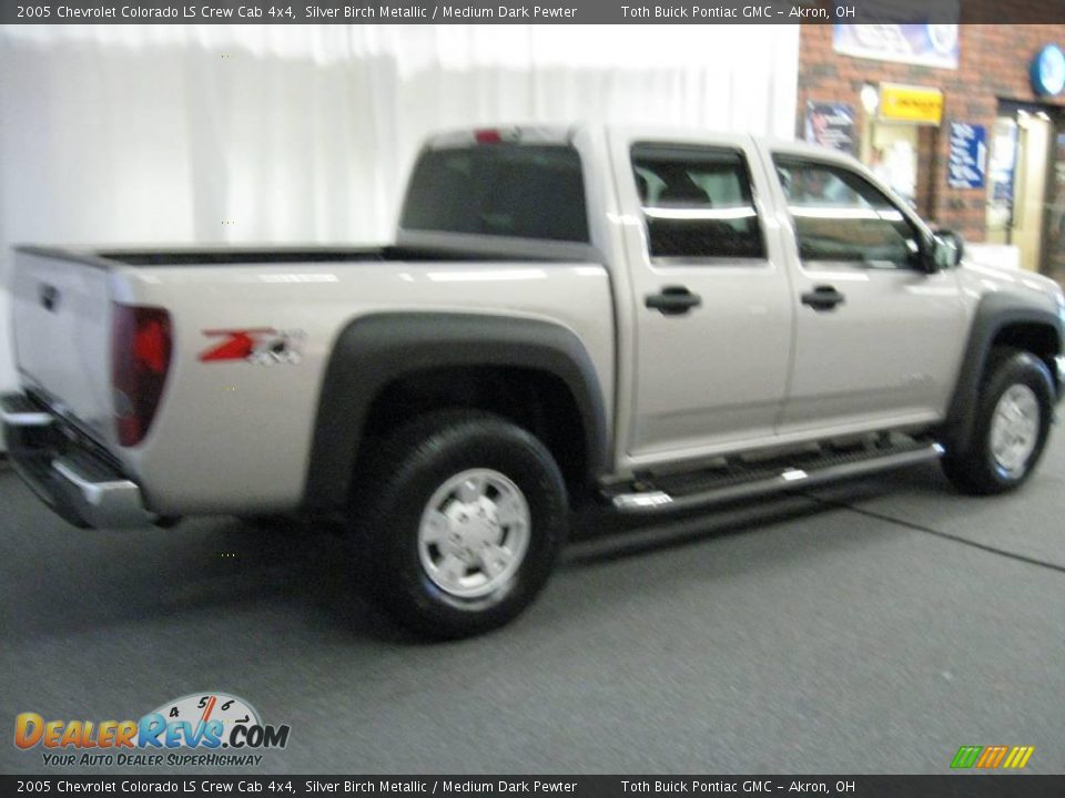 2005 Chevrolet Colorado LS Crew Cab 4x4 Silver Birch Metallic / Medium Dark Pewter Photo #3