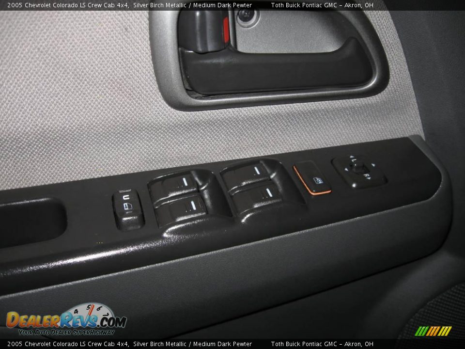 2005 Chevrolet Colorado LS Crew Cab 4x4 Silver Birch Metallic / Medium Dark Pewter Photo #16