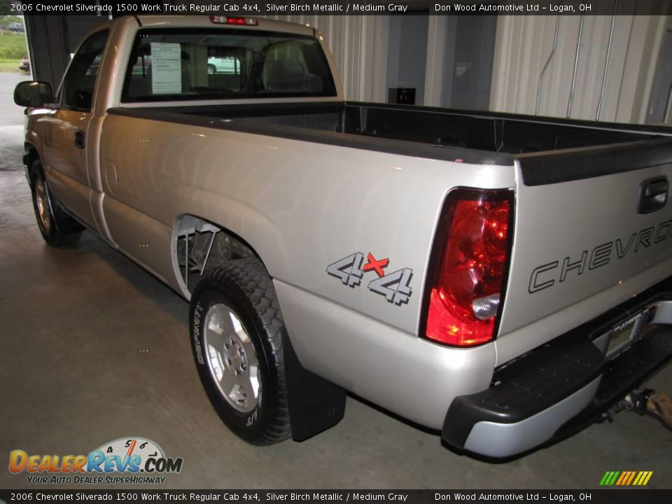 2006 Chevrolet Silverado 1500 Work Truck Regular Cab 4x4 Silver Birch Metallic / Medium Gray Photo #3
