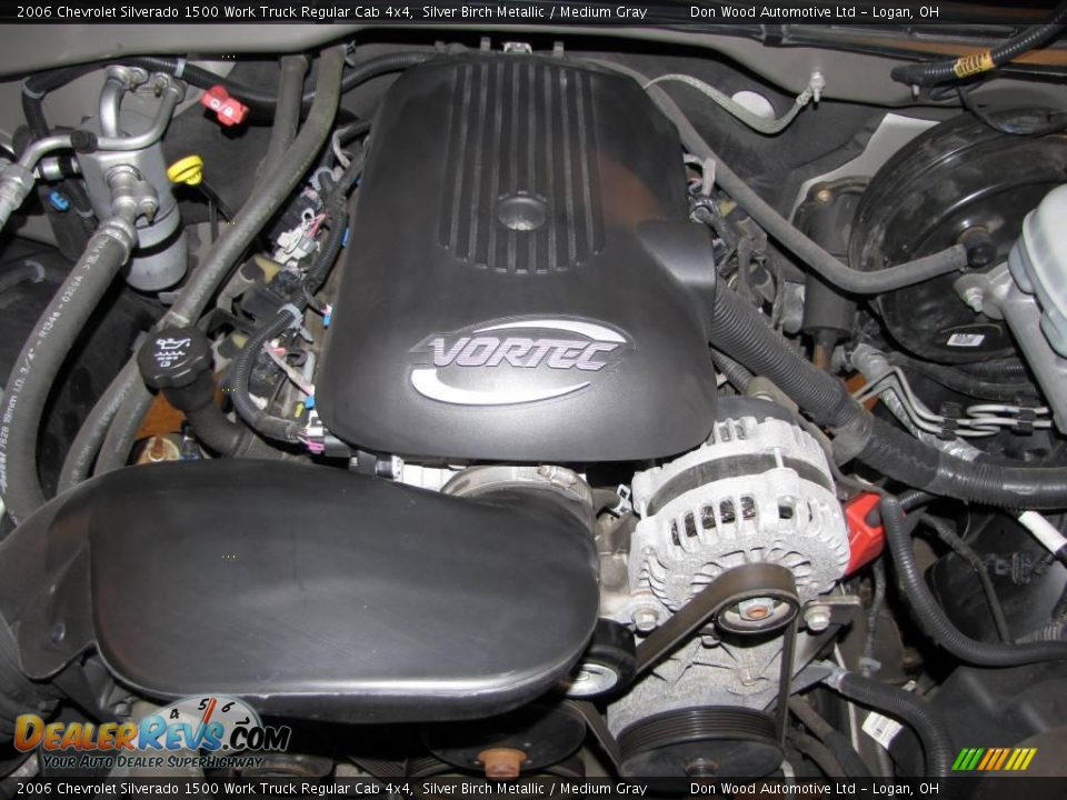 2006 Chevrolet Silverado 1500 Work Truck Regular Cab 4x4 Silver Birch Metallic / Medium Gray Photo #24