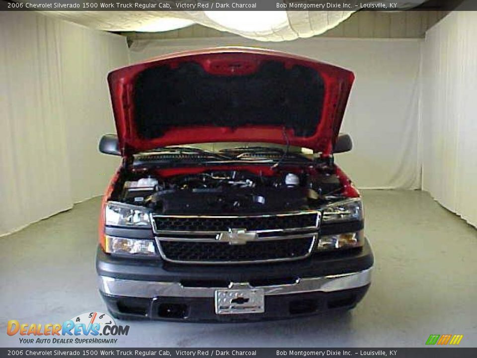 2006 Chevrolet Silverado 1500 Work Truck Regular Cab Victory Red / Dark Charcoal Photo #4