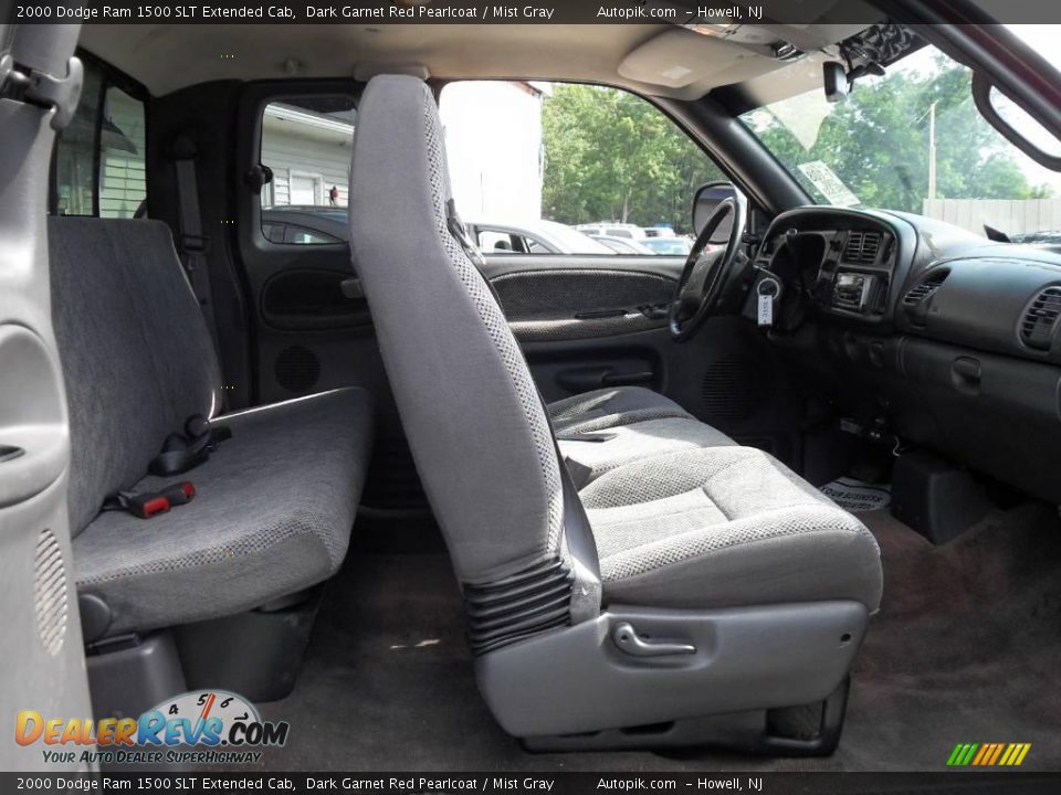2000 Dodge Ram 1500 SLT Extended Cab Dark Garnet Red Pearlcoat / Mist Gray Photo #12