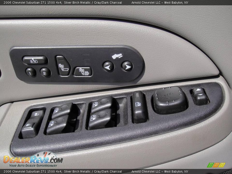 2006 Chevrolet Suburban Z71 1500 4x4 Silver Birch Metallic / Gray/Dark Charcoal Photo #9