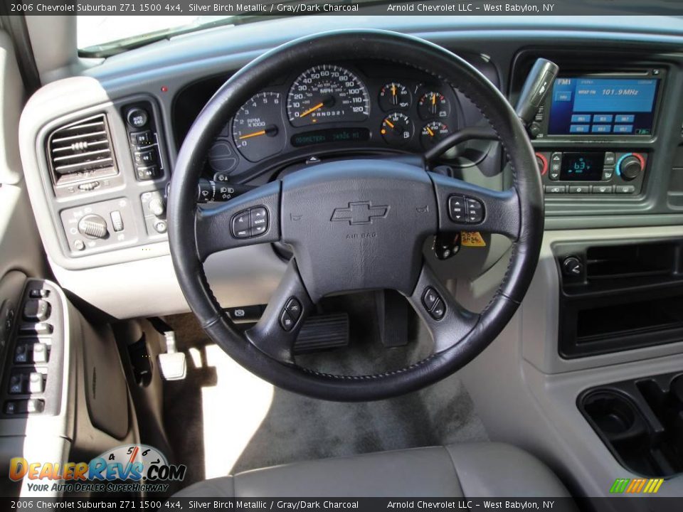 2006 Chevrolet Suburban Z71 1500 4x4 Silver Birch Metallic / Gray/Dark Charcoal Photo #12