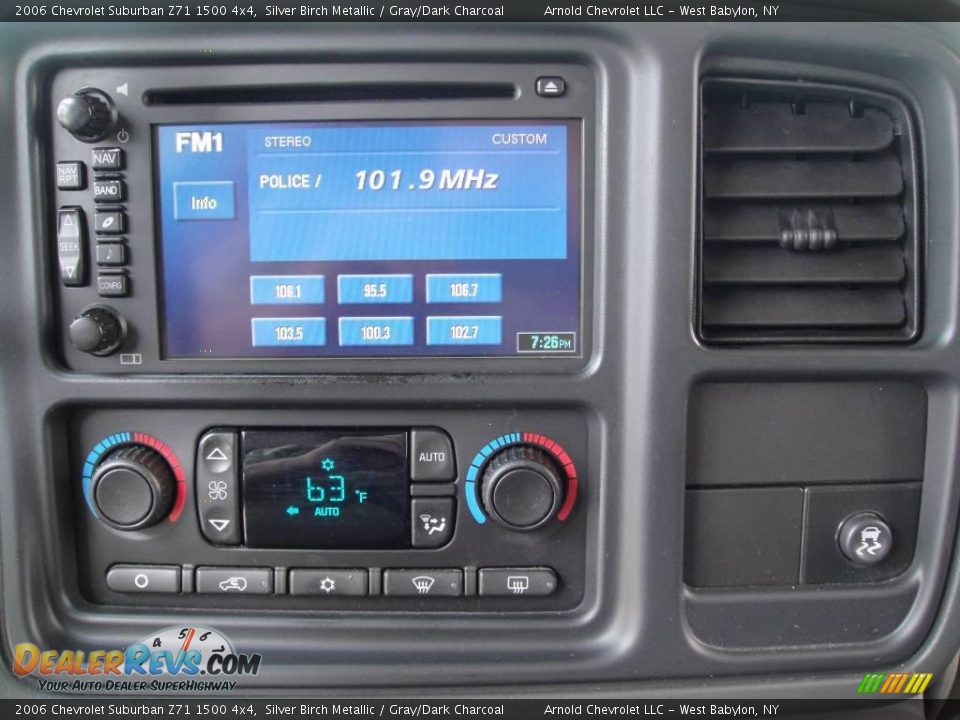 2006 Chevrolet Suburban Z71 1500 4x4 Silver Birch Metallic / Gray/Dark Charcoal Photo #15