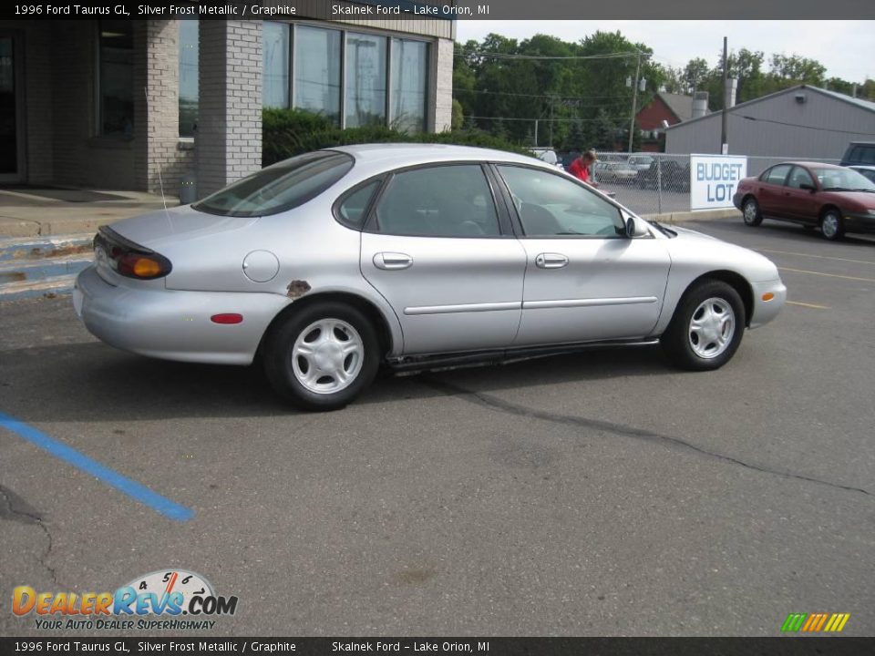 1996 Ford Taurus GL Silver Frost Metallic / Graphite Photo #3