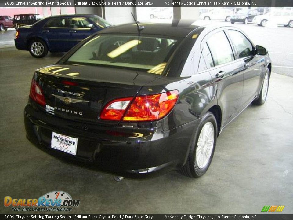 2009 Chrysler Sebring Touring Sedan Brilliant Black Crystal Pearl / Dark Slate Gray Photo #4
