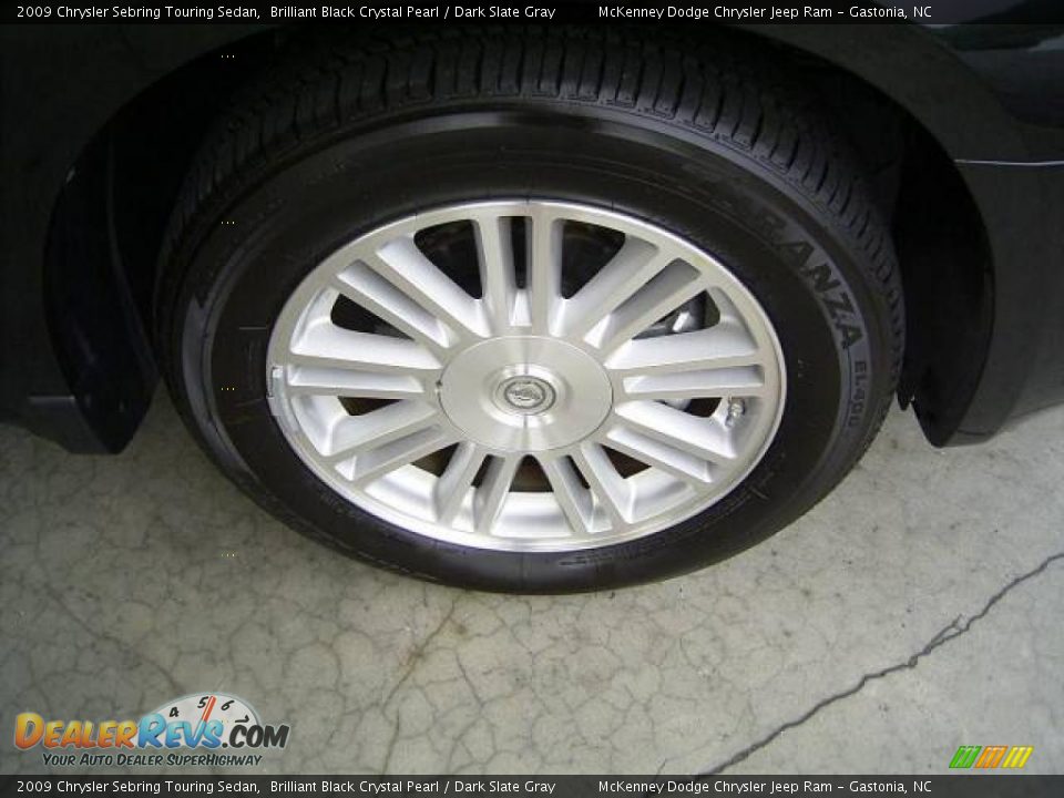 2009 Chrysler Sebring Touring Sedan Brilliant Black Crystal Pearl / Dark Slate Gray Photo #16