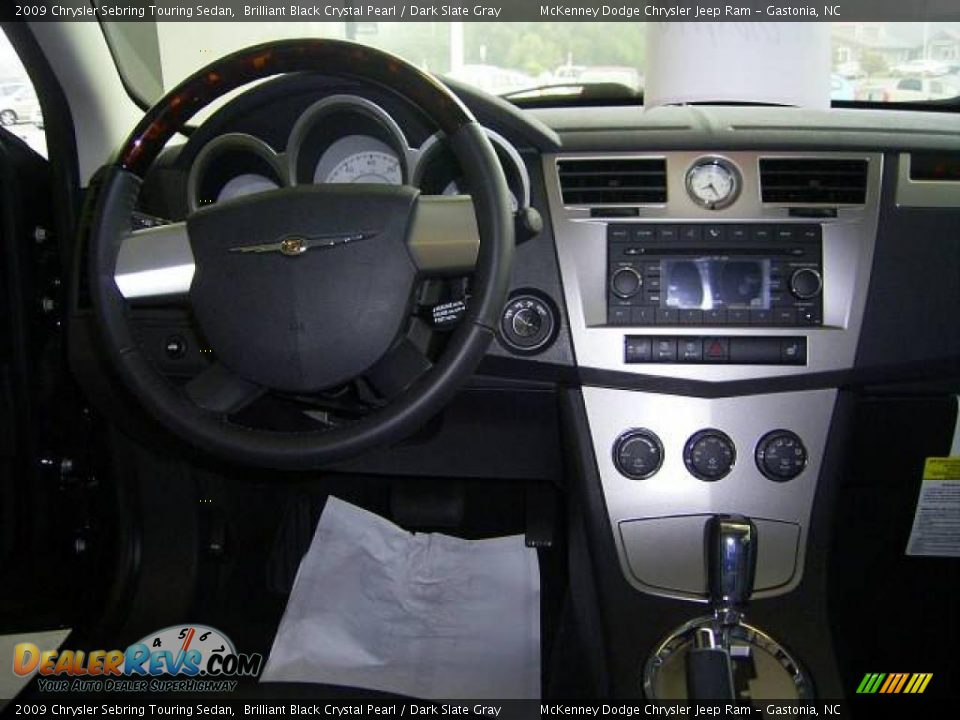 2009 Chrysler Sebring Touring Sedan Brilliant Black Crystal Pearl / Dark Slate Gray Photo #20