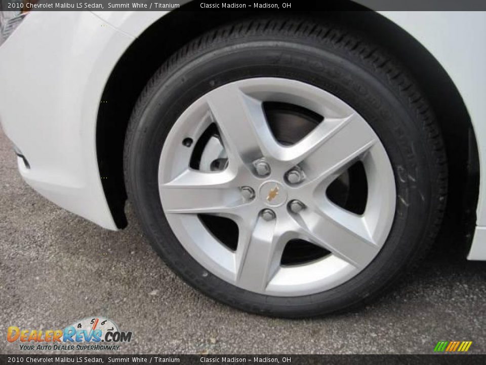 2010 Chevrolet Malibu LS Sedan Summit White / Titanium Photo #5
