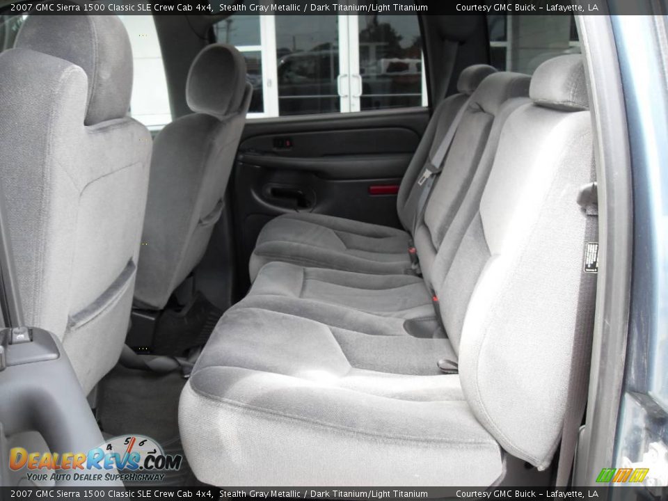 2007 GMC Sierra 1500 Classic SLE Crew Cab 4x4 Stealth Gray Metallic / Dark Titanium/Light Titanium Photo #11