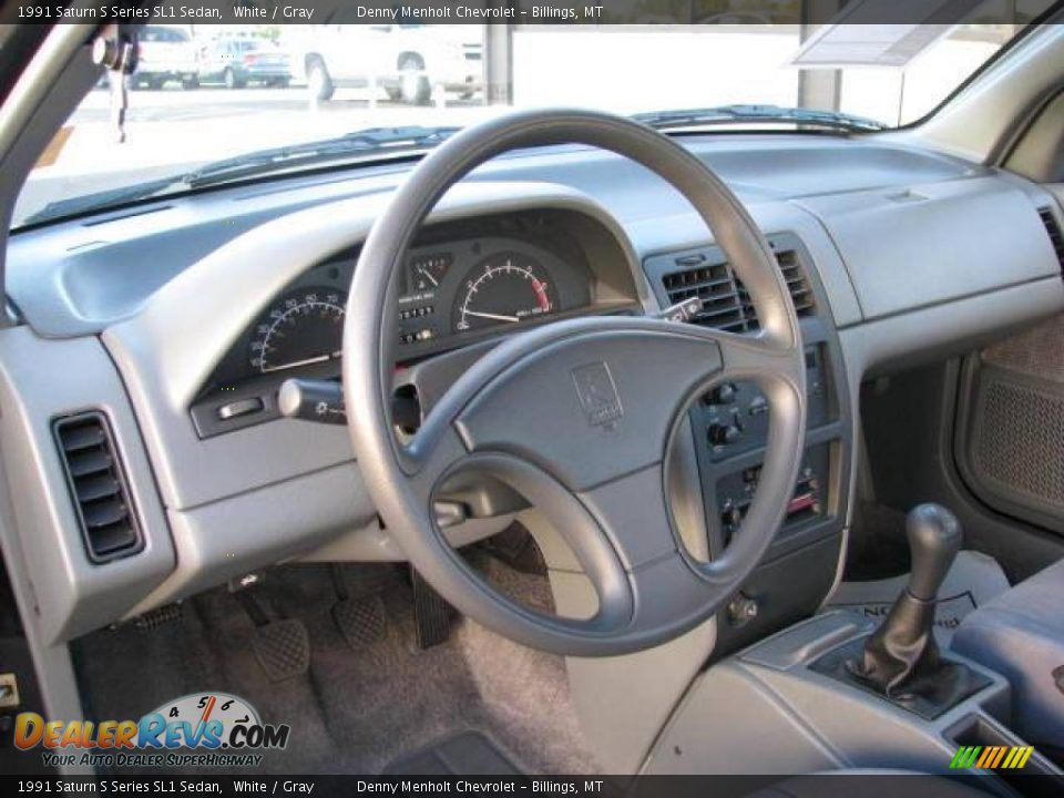 1991 Saturn S Series SL1 Sedan White / Gray Photo #11