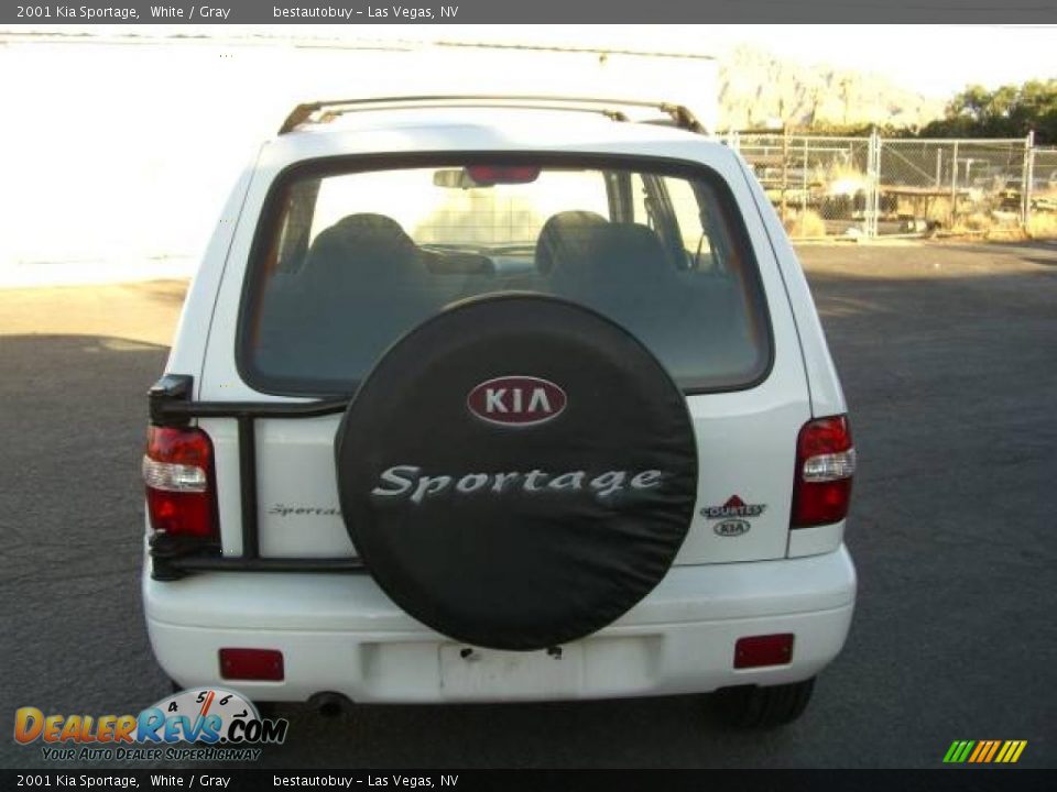 2001 Kia Sportage White / Gray Photo #3