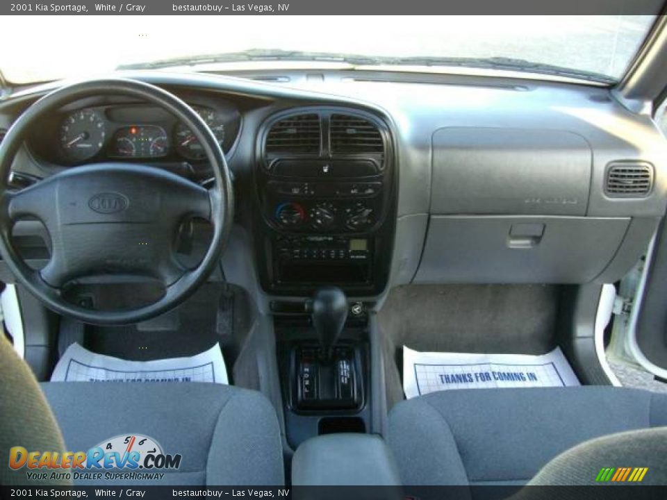 2001 Kia Sportage White / Gray Photo #29