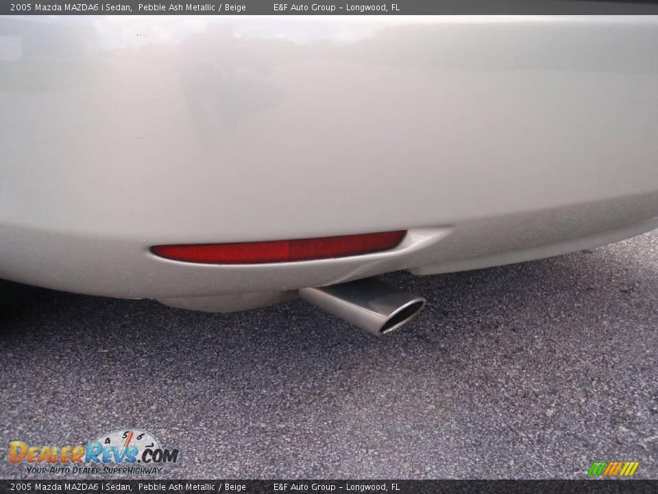 2005 Mazda MAZDA6 i Sedan Pebble Ash Metallic / Beige Photo #18