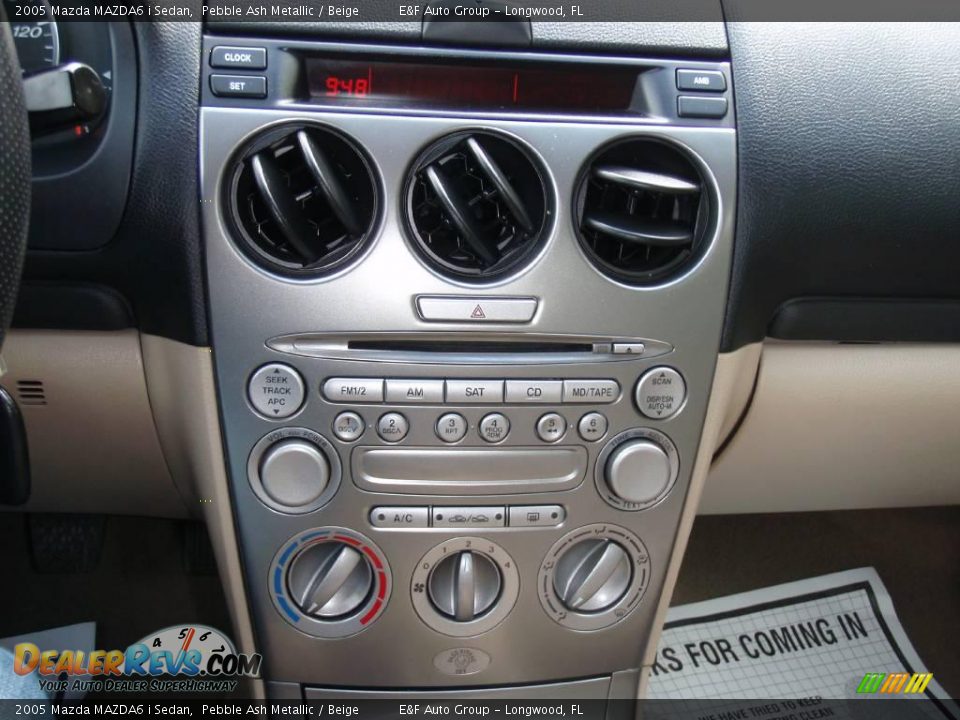 2005 Mazda MAZDA6 i Sedan Pebble Ash Metallic / Beige Photo #20