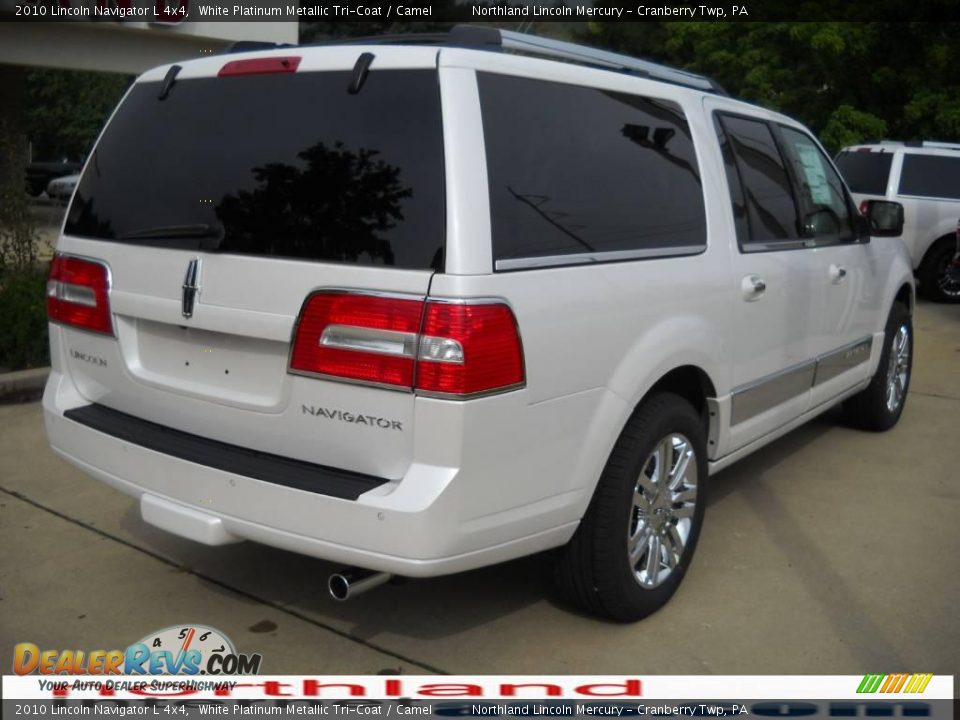 2010 Lincoln Navigator L 4x4 White Platinum Metallic Tri-Coat / Camel Photo #2