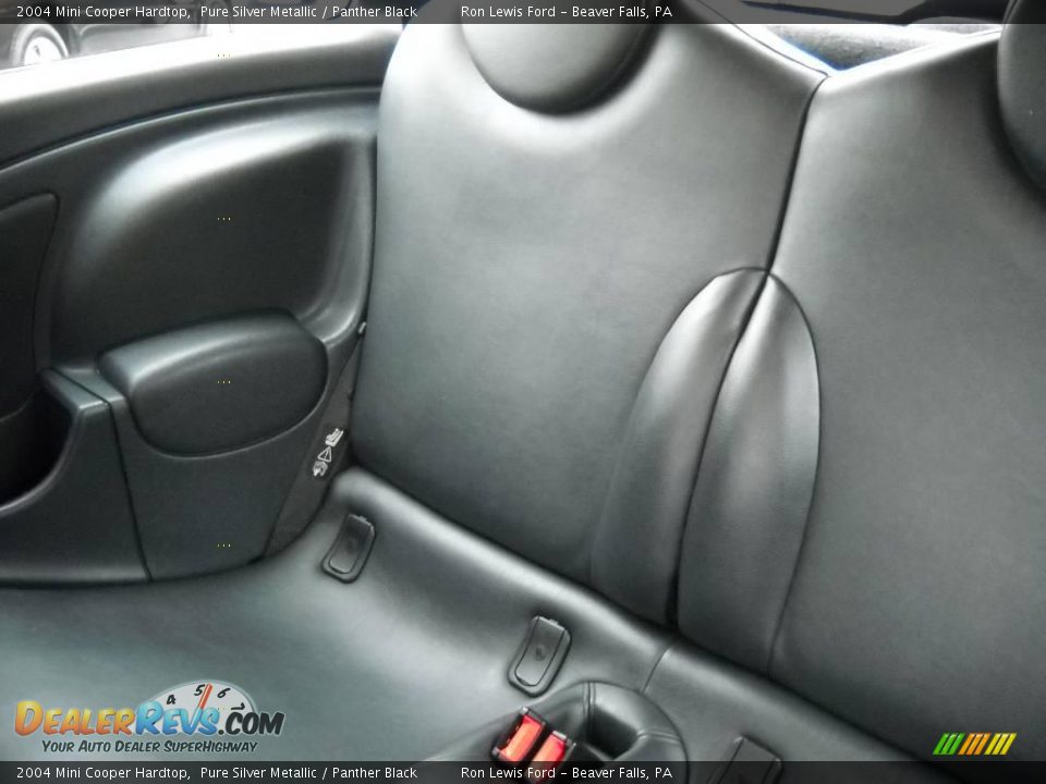 2004 Mini Cooper Hardtop Pure Silver Metallic / Panther Black Photo #10