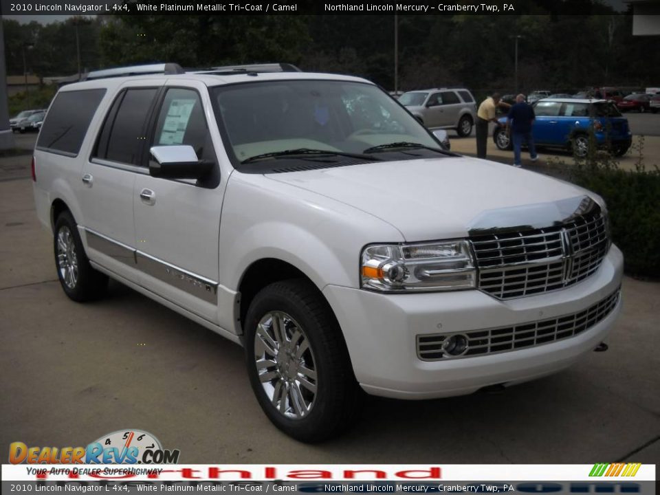 2010 Lincoln Navigator L 4x4 White Platinum Metallic Tri-Coat / Camel Photo #15