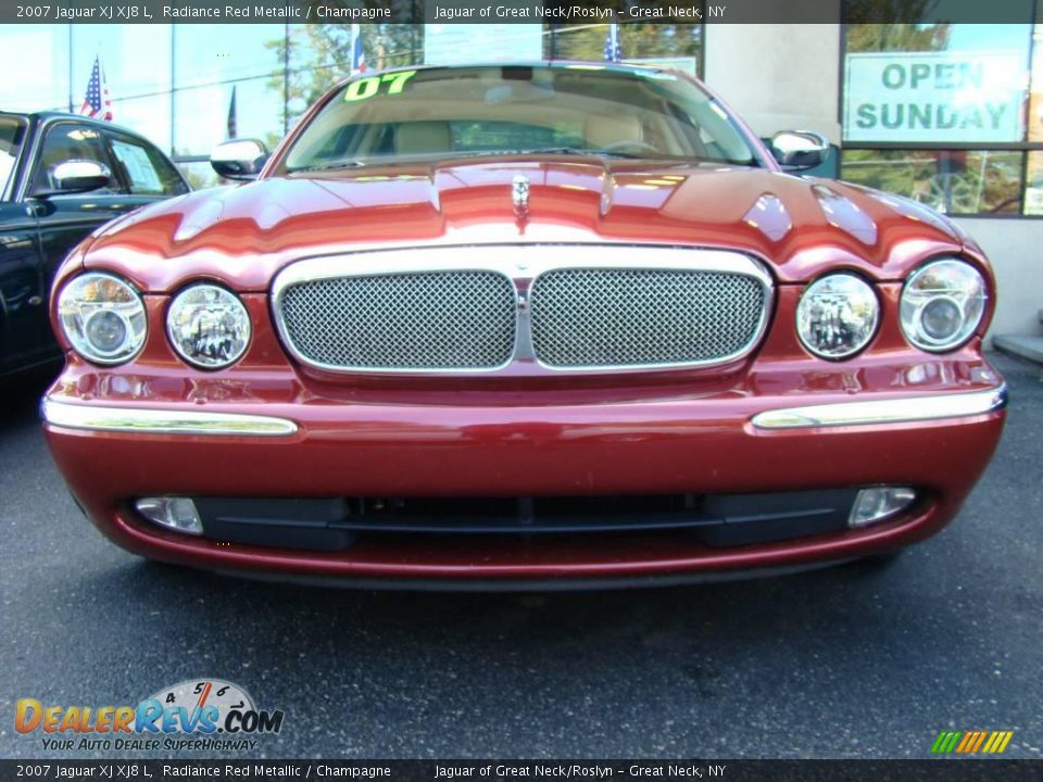 2007 Jaguar XJ XJ8 L Radiance Red Metallic / Champagne Photo #2