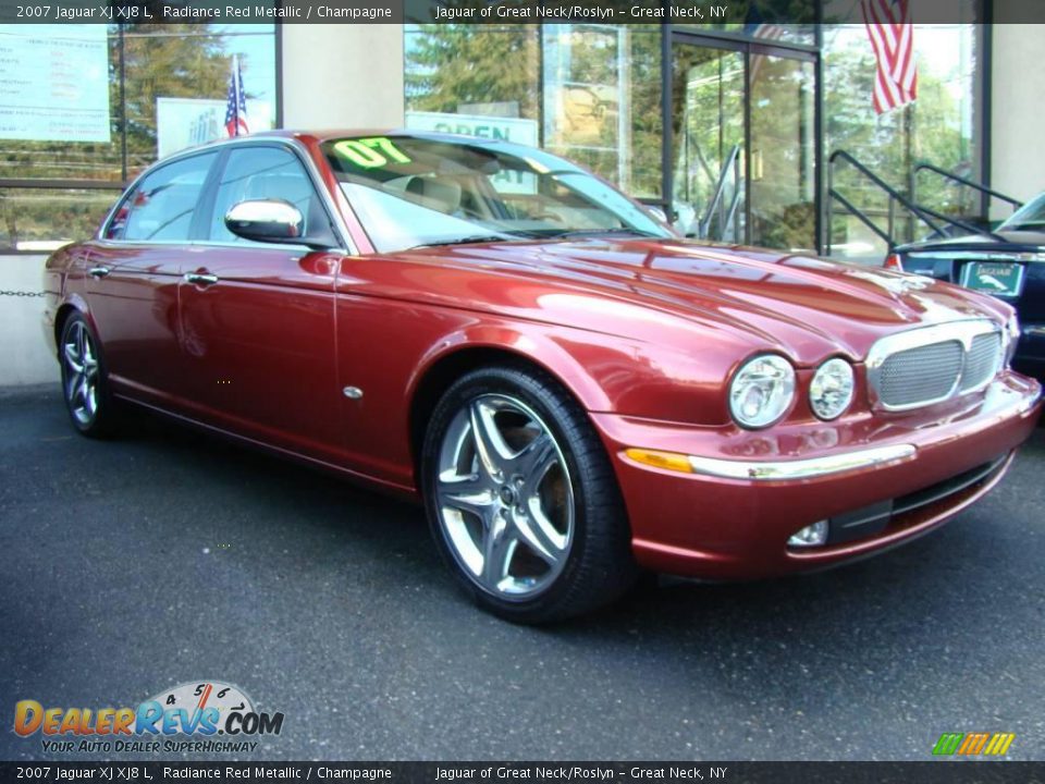2007 Jaguar XJ XJ8 L Radiance Red Metallic / Champagne Photo #3