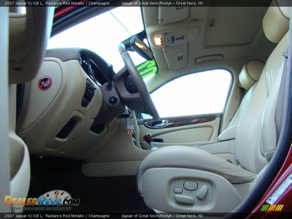 2007 Jaguar XJ XJ8 L Radiance Red Metallic / Champagne Photo #10