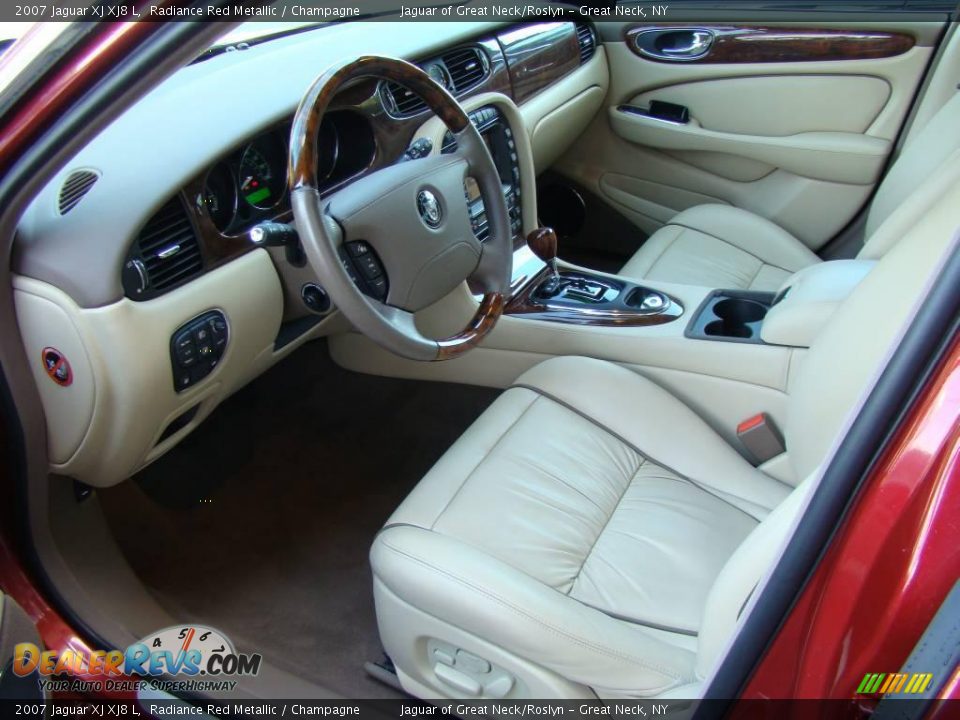 2007 Jaguar XJ XJ8 L Radiance Red Metallic / Champagne Photo #11