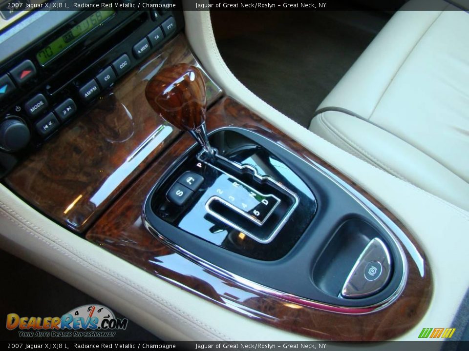 2007 Jaguar XJ XJ8 L Radiance Red Metallic / Champagne Photo #15