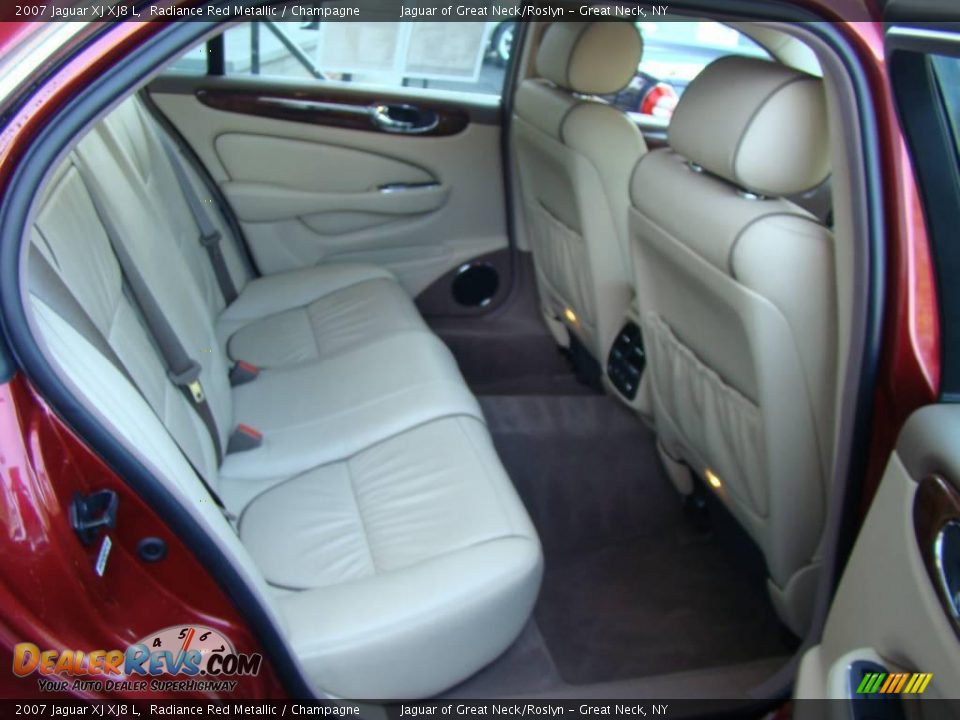 2007 Jaguar XJ XJ8 L Radiance Red Metallic / Champagne Photo #21