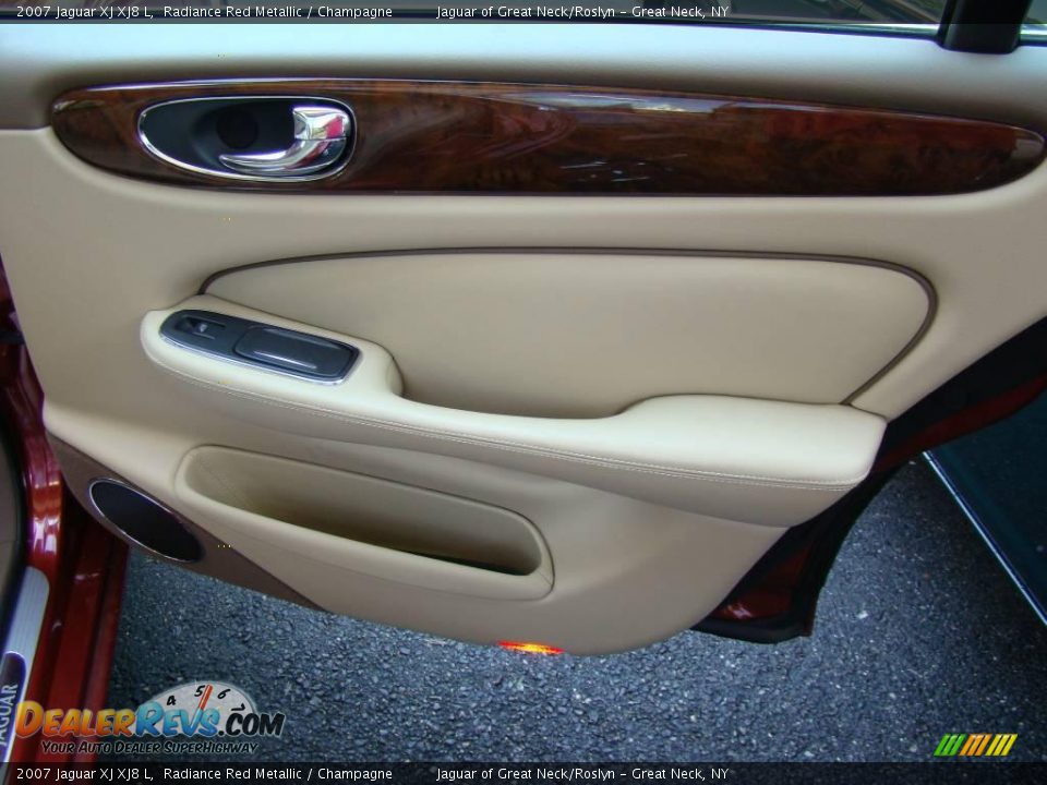 2007 Jaguar XJ XJ8 L Radiance Red Metallic / Champagne Photo #23