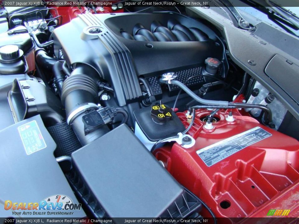 2007 Jaguar XJ XJ8 L Radiance Red Metallic / Champagne Photo #25