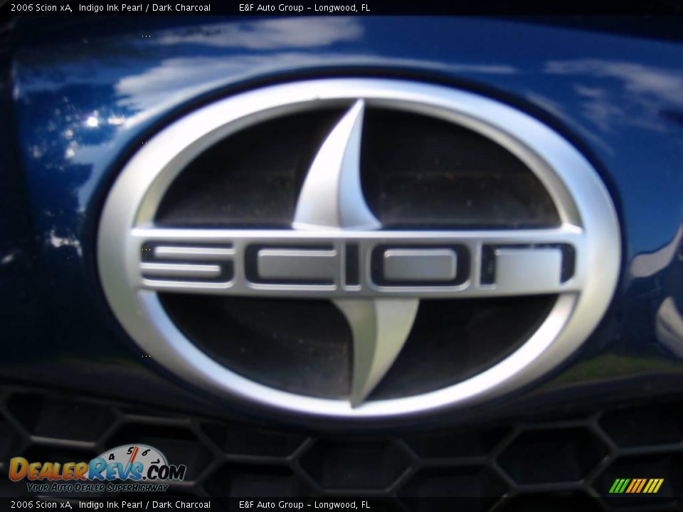 2006 Scion xA Indigo Ink Pearl / Dark Charcoal Photo #12