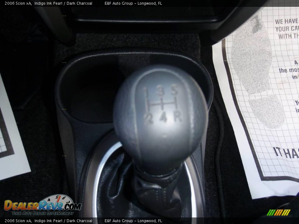 2006 Scion xA Indigo Ink Pearl / Dark Charcoal Photo #23