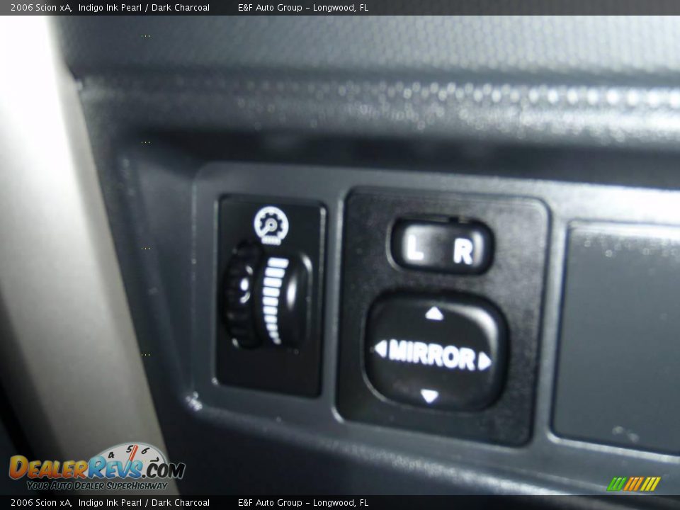2006 Scion xA Indigo Ink Pearl / Dark Charcoal Photo #26