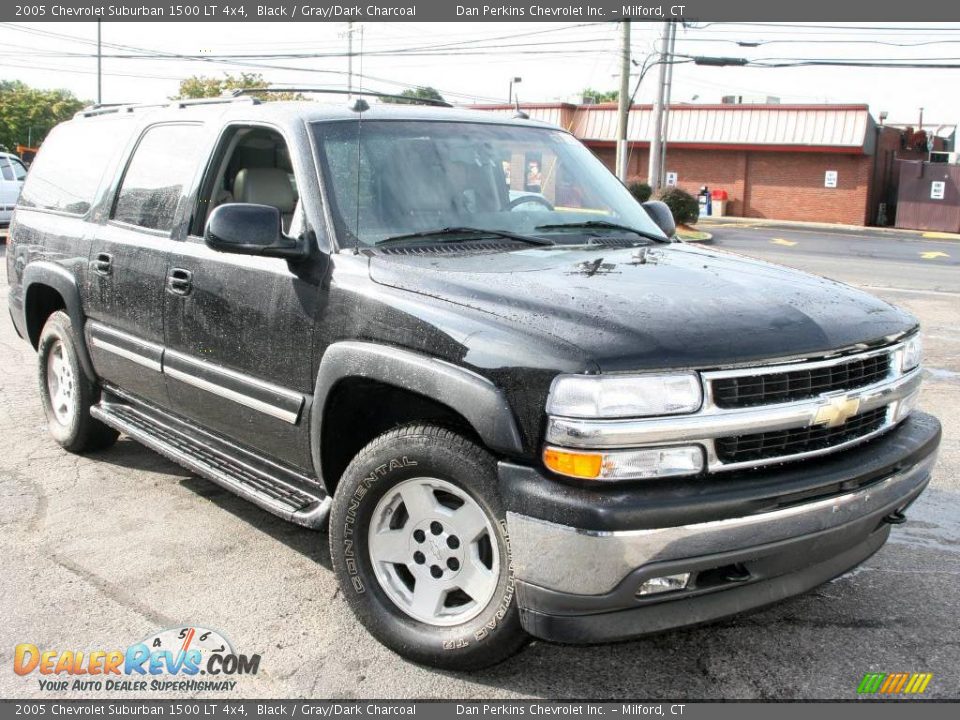 2005 Chevrolet Suburban 1500 LT 4x4 Black / Gray/Dark Charcoal Photo #3