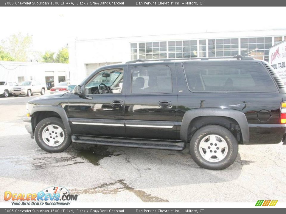 2005 Chevrolet Suburban 1500 LT 4x4 Black / Gray/Dark Charcoal Photo #9