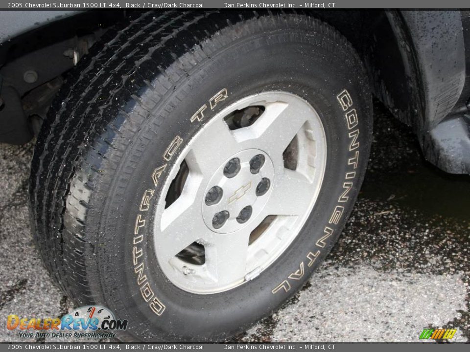 2005 Chevrolet Suburban 1500 LT 4x4 Black / Gray/Dark Charcoal Photo #10